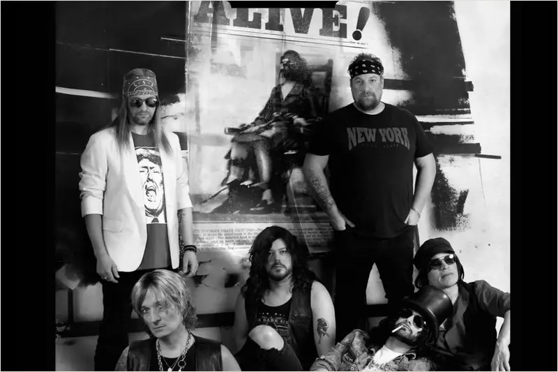 Gn'r Tribute og Bon Jovi Dk i Musikteatret Holstebro